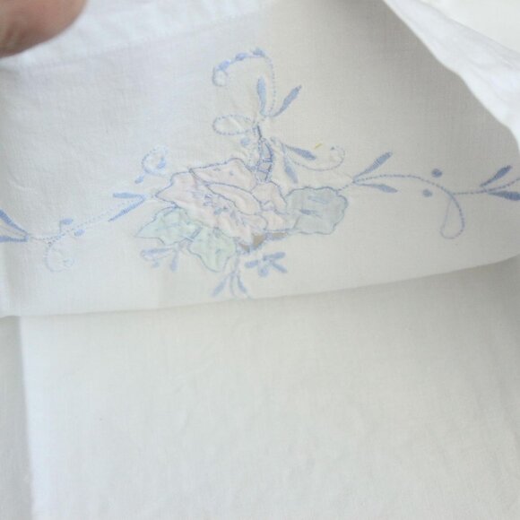 Vintage 1950s Pillowcase, Queen 32" Long, White Cotton With Pink Green And Blue - Picture 8 of 10